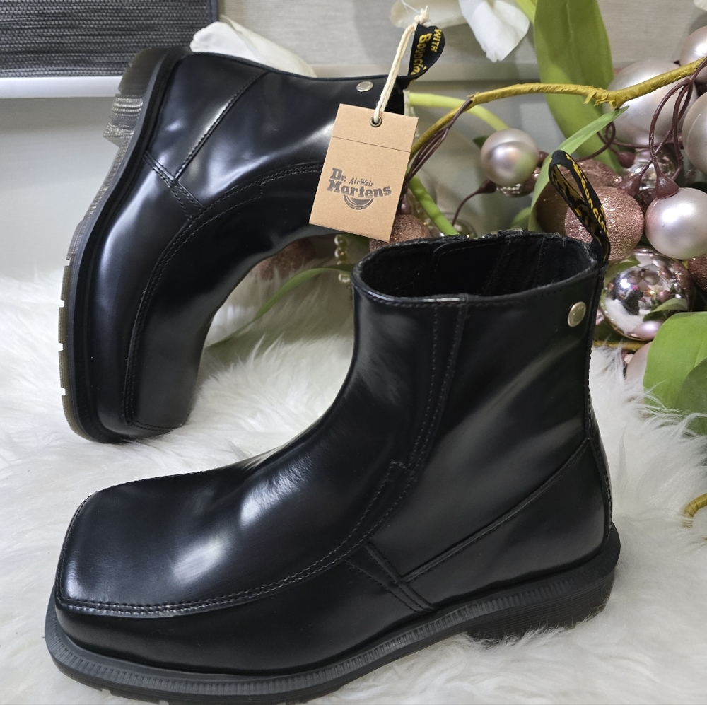 Dr.Martens Durrow Zip Black Boots womens Shoes Size5Color:black New - Picture 1 of 6